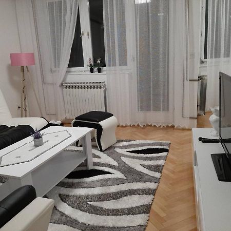 Apartman Hana Sanski Most Εξωτερικό φωτογραφία