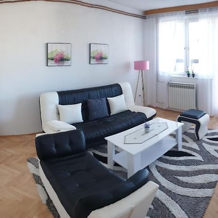 Apartman Hana Sanski Most Εξωτερικό φωτογραφία