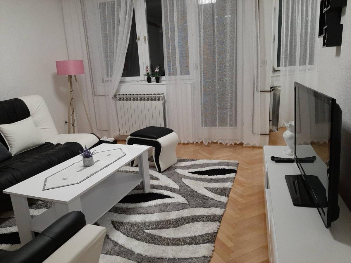 Apartman Hana Sanski Most Εξωτερικό φωτογραφία